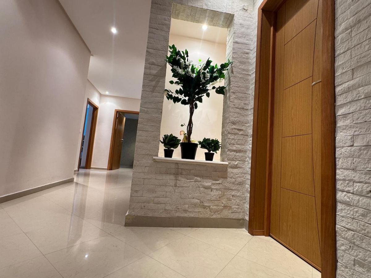 Apartment Apparemment De Luxe Decore Avec Gout
