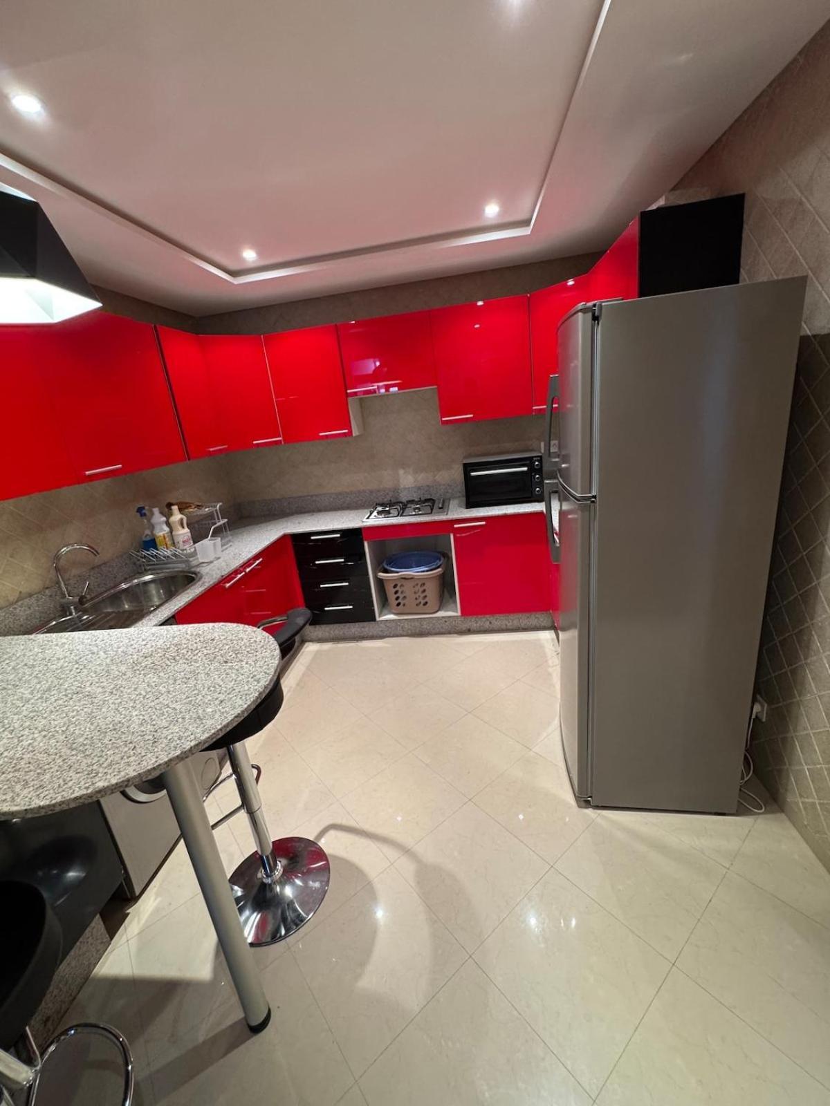 Apartment Apparemment De Luxe Decore Avec Gout *